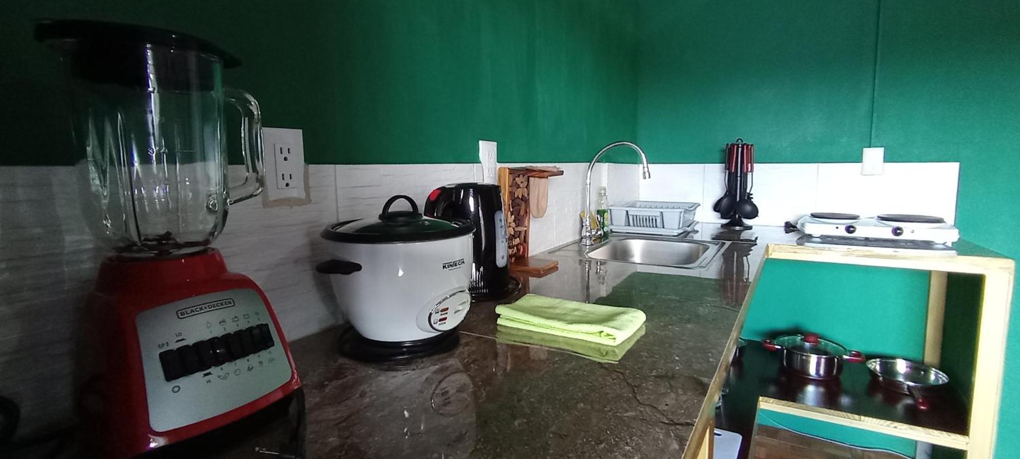 The Corner Airbnb ปัวร์โตคิมาเนซ ภายนอก รูปภาพ