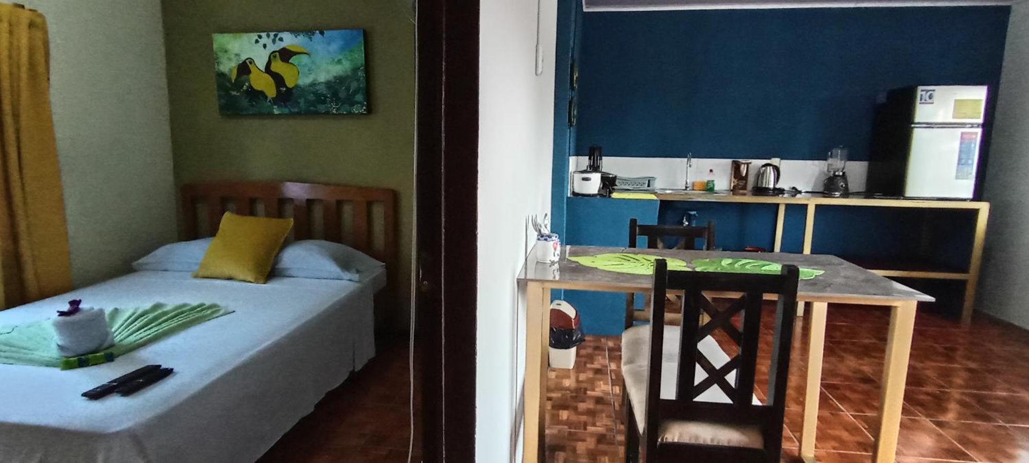 The Corner Airbnb ปัวร์โตคิมาเนซ ห้อง รูปภาพ